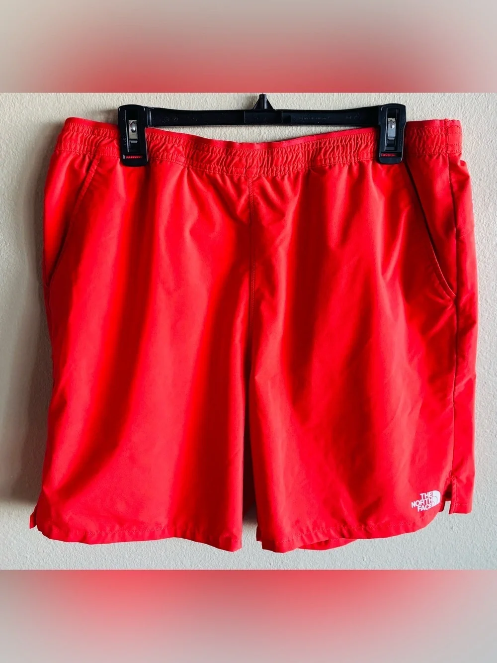 The North Face Men’s 7”  Orange Flash Drying Shorts Size: Large (36)